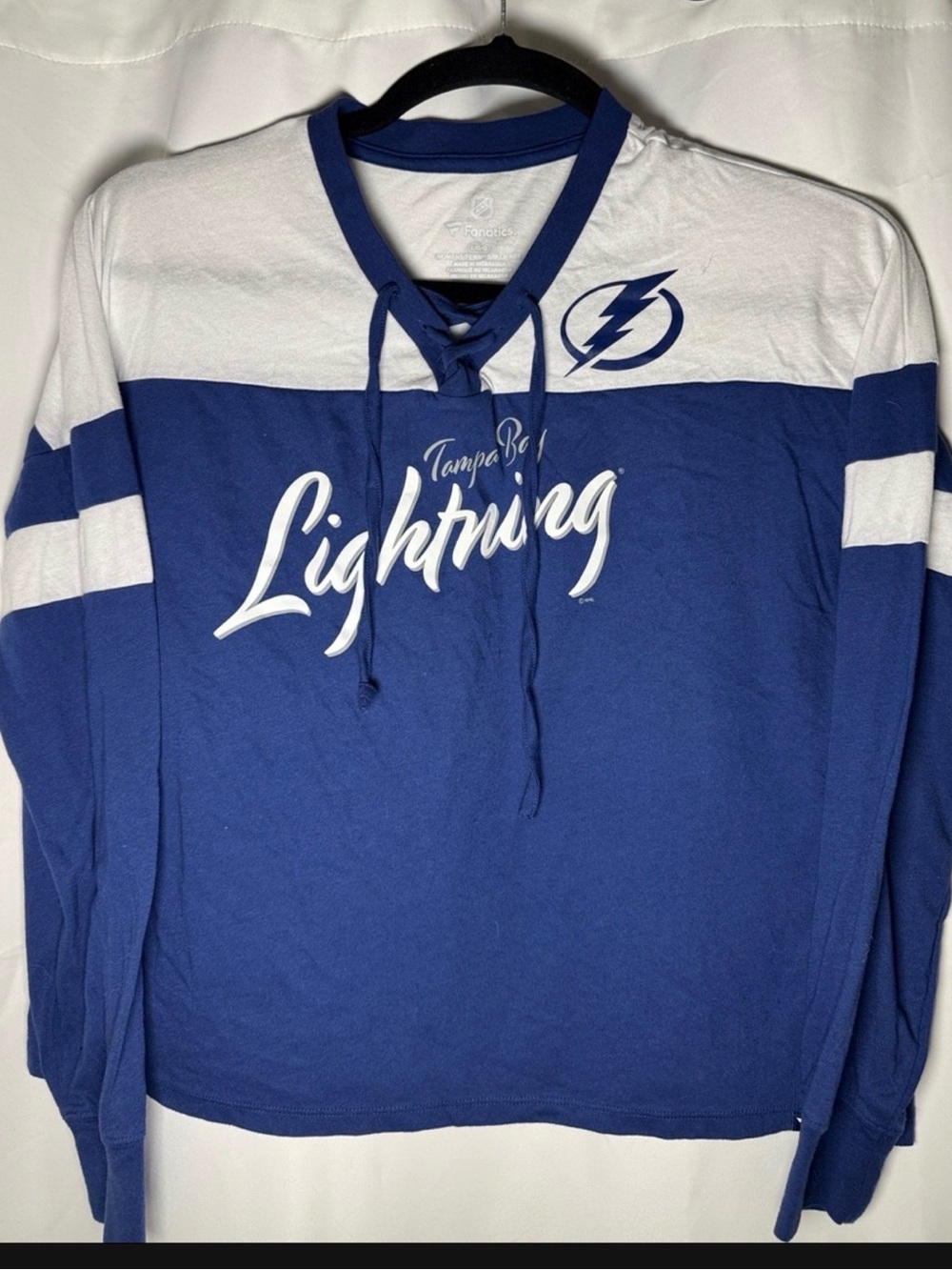 Fanatics Blue & White Tampa Bay Lightning Lace-Up Pullover women’s size large